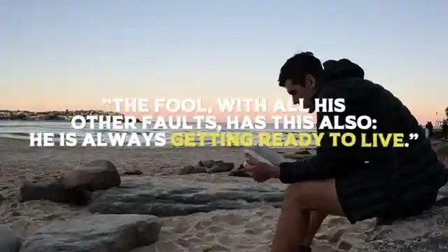master-procrastination-with-stoic-strategies