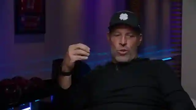 tony-robbins-childhood-struggles-and-the-power-of-kindness