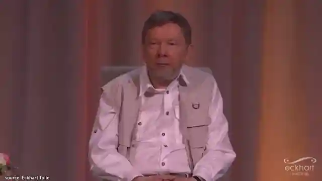 embracing-the-present-eckhart-tolle-on-peace-power-and-freedom