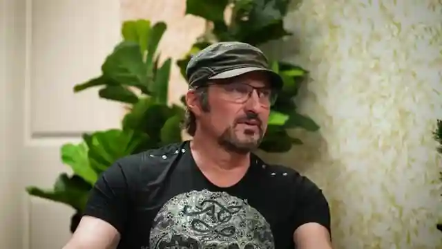 overcoming-self-limiting-beliefs-in-filmmaking-insights-from-robert-rodriguez