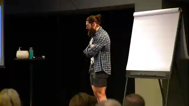 mastering-business-growth-insights-from-alex-hormozi
