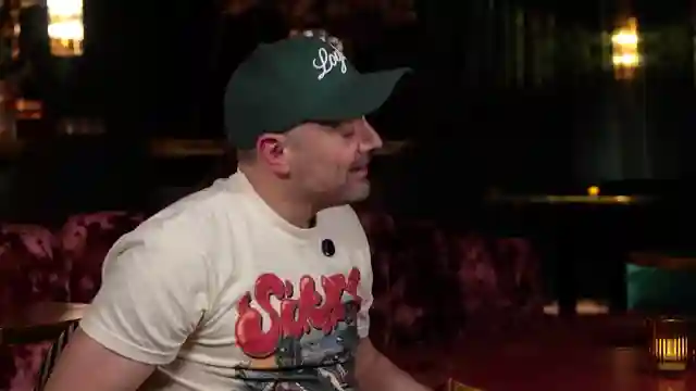 garyvee-explores-live-social-shopping-and-ais-transformative-power