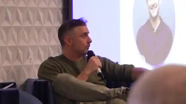 garyvee-social-media-brand-building-and-the-future-of-creative-validation