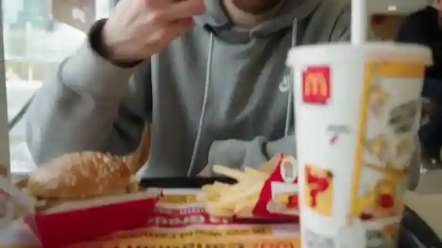 mcdonalds-diet-experiment-weight-loss-muscle-gain-results